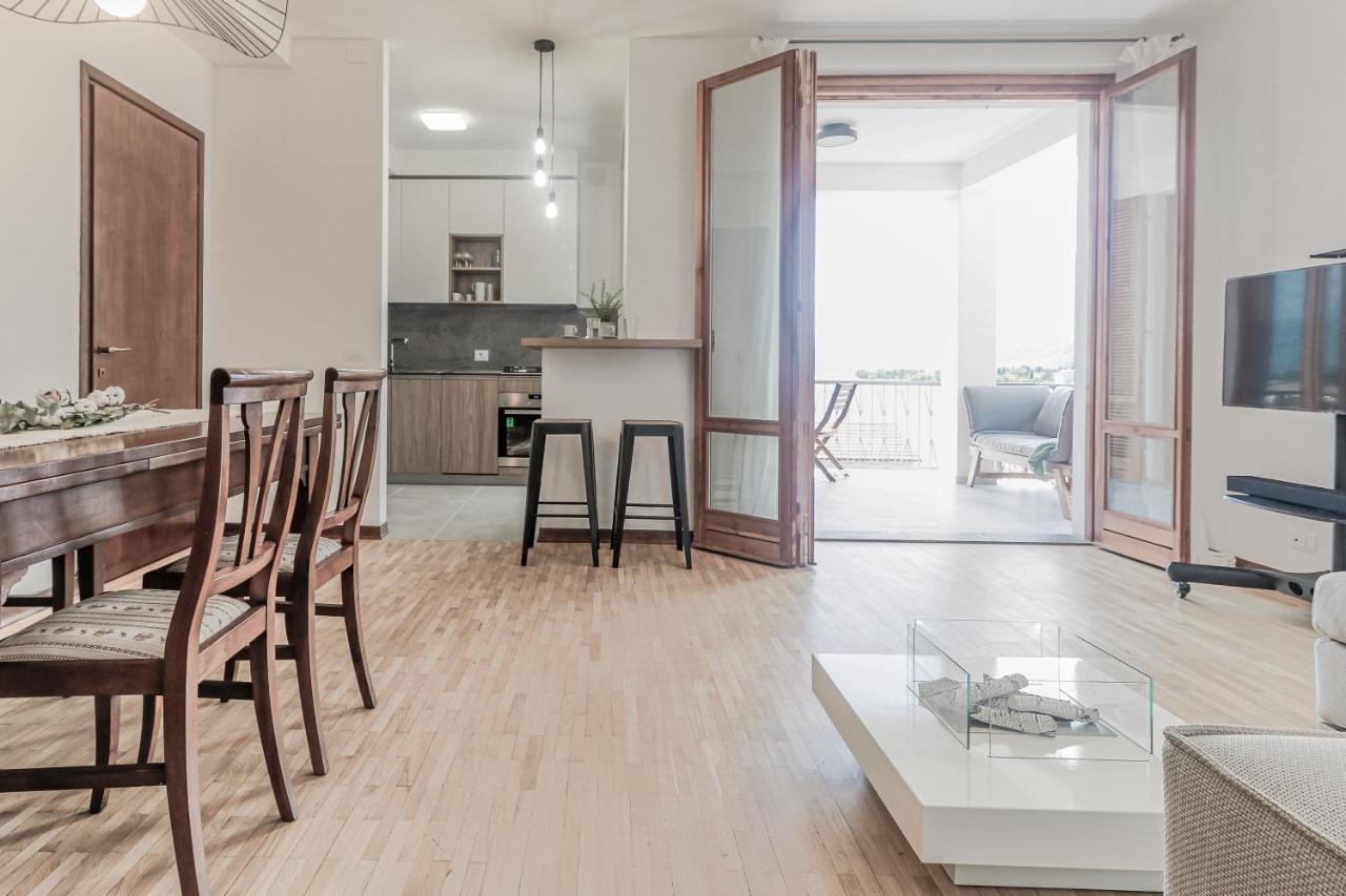 גראבדונה Stunning View Lakeside Apartment - Larihome A11 מראה חיצוני תמונה