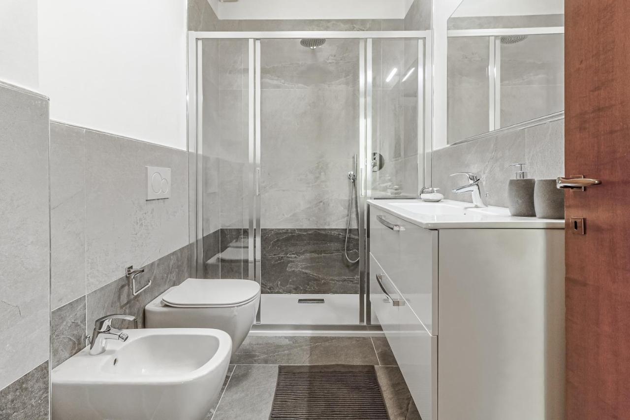 גראבדונה Stunning View Lakeside Apartment - Larihome A11 מראה חיצוני תמונה